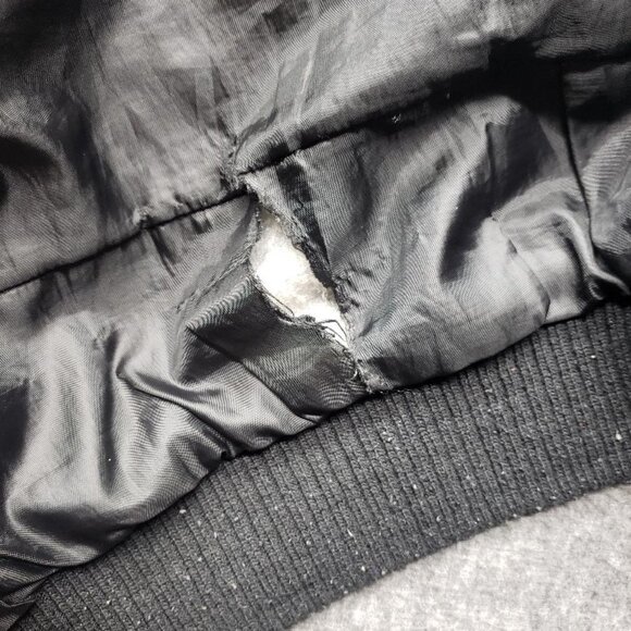 Coogi Bomber Jacket Mens 2XL Wool Blend Vintage Y2K Heavy Metal Buttons Full Zip - Picture 11 of 13